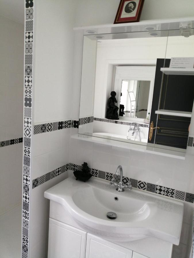 Appartement André Le Nôtre dans château XIX ème Bracquetuit Esterno foto