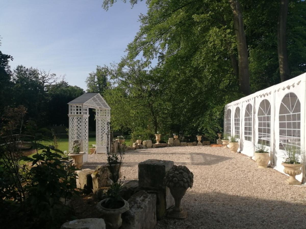 Appartement André Le Nôtre dans château XIX ème Bracquetuit Esterno foto